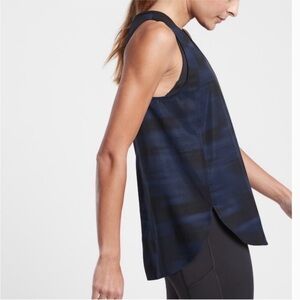 ATHLETA zephyr tank blurred blue camo size small